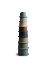 
                        
                          將圖片載入圖庫檢視器 Mushie Stacking Cups Toy Forest 1
                        
                      