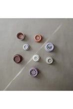 
                        
                          將圖片載入圖庫檢視器 Mushie Stacking Cups Toy Petal 3
                        
                      