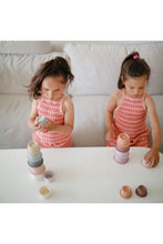 
                        
                          將圖片載入圖庫檢視器 Mushie Stacking Cups Toy Petal 4
                        
                      