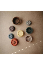 
                        
                          將圖片載入圖庫檢視器 Mushie Stacking Cups Toy Retro 3
                        
                      