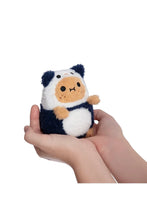 
                        
                          將圖片載入圖庫檢視器 Noodoll Panda Ricespud Mini Sitting Plush Toy
                        
                      