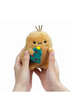 
                        
                          將圖片載入圖庫檢視器 Noodoll Lil&#39; Rascal Ricespud Mini Sitting Plush Toy
                        
                      