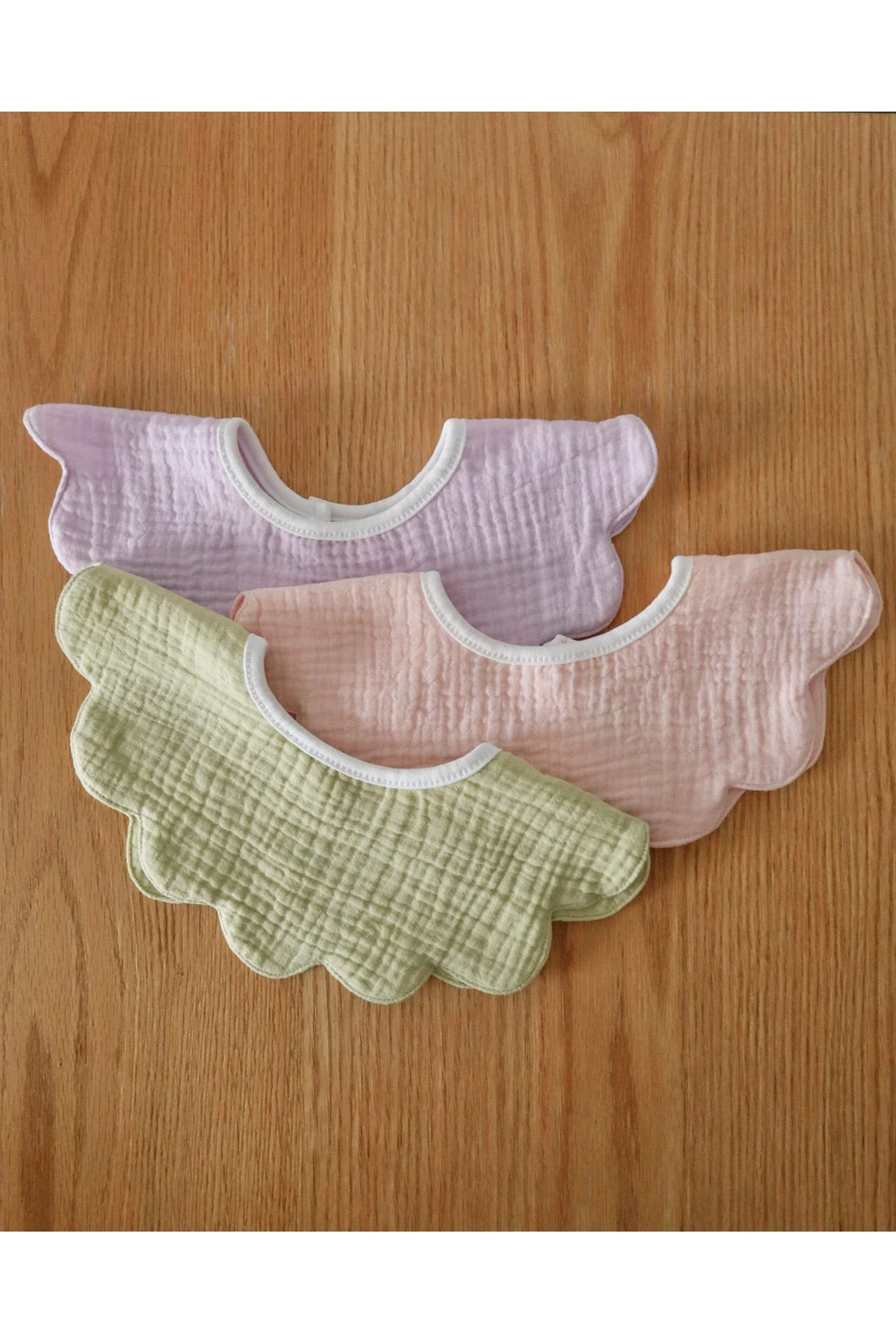 Softspot Petal Bibs Mochi