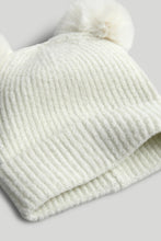 
                        
                          Load image into Gallery viewer, Mothercare Knitted Beanie Hat
                        
                      