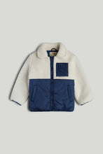 
                        
                          將圖片載入圖庫檢視器 Mothercare Navy Borg Jacket
                        
                      