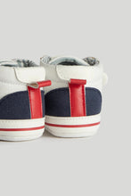 
                        
                          Load image into Gallery viewer, Mothercare Pram Trainers
                        
                      
