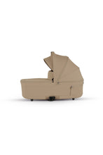 
                        
                          將圖片載入圖庫檢視器 Silver Cross Nia Folding Carrycot - Champagne - Online Exclusive
                        
                      