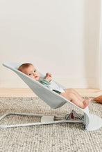 
                        
                          Load image into Gallery viewer, BabyBjörn Bouncer Balance Soft - Silver/White, Mesh
                        
                      