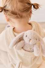 
                        
                          Load image into Gallery viewer, Snuggle Bunnies Little Penelope - Beige 15cm
                        
                      