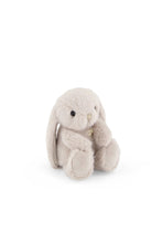 
                        
                          Load image into Gallery viewer, Snuggle Bunnies Little Penelope - Beige 15cm
                        
                      
