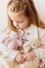 
                        
                          Load image into Gallery viewer, Snuggle Bunnies Little Penelope - Blossom 15cm
                        
                      
