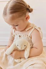 
                        
                          Load image into Gallery viewer, Snuggle Bunnies Little Penelope - Sunshine 15cm
                        
                      