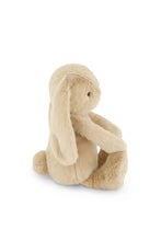 
                        
                          將圖片載入圖庫檢視器 Snuggle Bunnies Penelope - Caramel 30cm
                        
                      