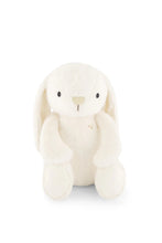 
                        
                          Load image into Gallery viewer, Snuggle Bunnies Penelope - Marshmallow 30cm
                        
                      
