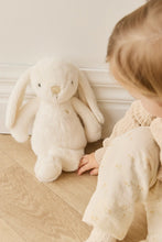 
                        
                          Load image into Gallery viewer, Snuggle Bunnies Penelope - Marshmallow 30cm
                        
                      