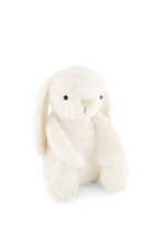
                        
                          Load image into Gallery viewer, Snuggle Bunnies Penelope - Marshmallow 30cm
                        
                      