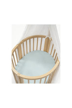 
                        
                          Load image into Gallery viewer, Stokke Sleepi Mini Fitted Sheet V3 Dots Sage 5
                        
                      