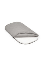 
                        
                          Load image into Gallery viewer, Stokke Snoozi Bassinet Graphite Grey 6
                        
                      