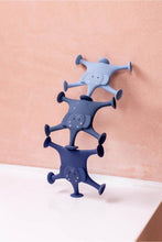 
                        
                          Load image into Gallery viewer, Trixie Animal Suction Game - 3pcs - Mrs Elephant&#39;s Family Blue
                        
                      