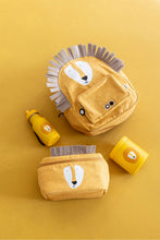 
                        
                          將圖片載入圖庫檢視器 Trixie Backpack - Mr Lion
                        
                      