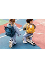 
                        
                          Load image into Gallery viewer, Trixie Backpack Small - Mr Lion
                        
                      