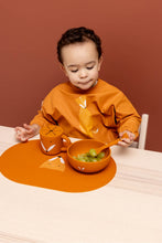 
                        
                          Load image into Gallery viewer, Trixie Silicone Bowl With Suction - Mr Fox
                        
                      