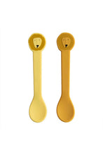 
                        
                          Load image into Gallery viewer, Trixie Silicone Spoon 2-pack - Mr Lion
                        
                      