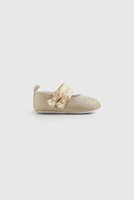 
                        
                          Load image into Gallery viewer, Mothercare Gold Bow Pram Shoes
                        
                      