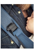 
                        
                          Load image into Gallery viewer, BabyBjorn Baby Carrier One Classic Denim/Midnight Blue Cotton Mix 5
                        
                      