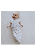
                        
                          Load image into Gallery viewer, Aden Anais Essentials Newborn Snug Swaddle 2 Pack Savanna Spots 2
                        
                      