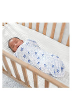 
                        
                          Load image into Gallery viewer, Aden Anais Essentials Newborn Snug Swaddle 2 Pack Twinkling Star Blue 2
                        
                      
