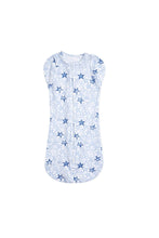 
                        
                          將圖片載入圖庫檢視器 Aden Anais Essentials Newborn Snug Swaddle 2 Pack Twinkling Star Blue 4
                        
                      