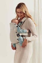 
                        
                          將圖片載入圖庫檢視器 BabyBjorn Baby Carrier Harmony Cream 3D Mesh 6
                        
                      