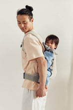 
                        
                          將圖片載入圖庫檢視器 BabyBjorn Baby Carrier Harmony Cream 3D Mesh 8
                        
                      