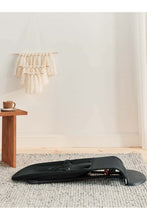 
                        
                          Load image into Gallery viewer, BabyBjorn Bouncer Bliss Black Mesh 7
                        
                      