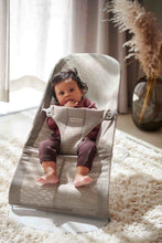 
                        
                          Load image into Gallery viewer, BabyBjorn Bouncer Bliss Grey Beige, Mesh 4
                        
                      
