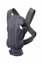
                        
                          Load image into Gallery viewer, Babybjorn Baby Carrier Mini Anthracite 3D Mesh 1
                        
                      