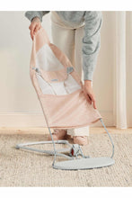 
                        
                          Load image into Gallery viewer, BabyBjorn Bouncer Balance Soft Pearly Pink White Mesh 11
                        
                      