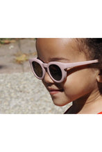 
                        
                          Load image into Gallery viewer, Beaba Sunglasses 2-4YR - Dusty Rose 5
                        
                      
