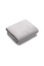 
                        
                          Load image into Gallery viewer, Bugaboo Stardust Cotton Sheet White 1
                        
                      