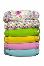 
                        
                          Load image into Gallery viewer, Charlie Banana Pack Of 6 One Size Diapers Organic Dreamy
                        
                      