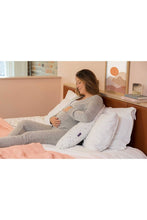 
                        
                          將圖片載入圖庫檢視器 Cleavamama ClevaFoam Therapeutic Maternity Pillow 3
                        
                      