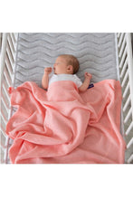 
                        
                          Load image into Gallery viewer, Clevamam Cellular Baby Blanket Cot Cot Bed 120 X 140 Cm Coral 2
                        
                      