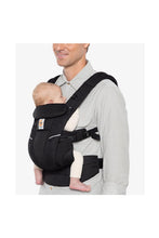 
                        
                          Load image into Gallery viewer, Ergobaby Omni Breeze Baby Carrier Onyx Black 4
                        
                      