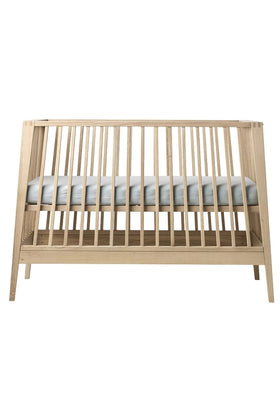 Leander Linea Baby Cot Oak 1