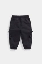
                        
                          將圖片載入圖庫檢視器 Mothercare Black Cargo Trousers
                        
                      