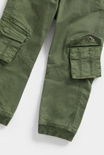 
                        
                          將圖片載入圖庫檢視器 Mothercare Khaki Cargo Trousers
                        
                      