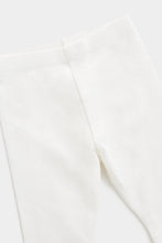 
                        
                          將圖片載入圖庫檢視器 Mothercare White Cropped Leggings
                        
                      