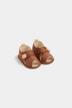 
                        
                          將圖片載入圖庫檢視器 Mothercare Monkey Pram Sandals
                        
                      