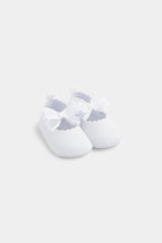 
                        
                          將圖片載入圖庫檢視器 Mothercare White Glitter Pram Shoes
                        
                      